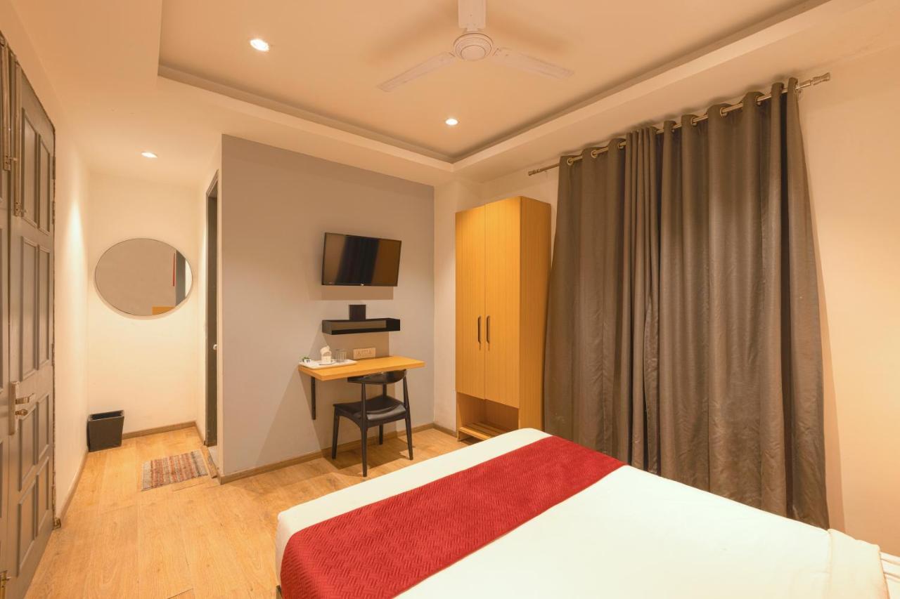 Tashree Delhi Airport Hotel